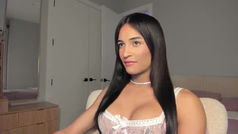 Aria online show from February 1, 1:02 am