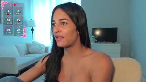 Snapshot of ariia1_ chatting on September 23, 2:11 pm Aria online show from September 23, 2:11 pm