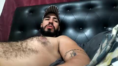 ariusni online show from November 10, 5:32 am