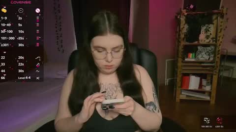 Astrid online show from May 6, 7:36 am