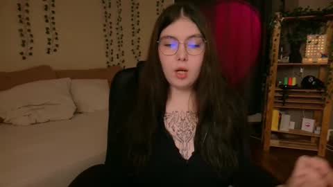 Astrid online show from October 20, 1:32 am