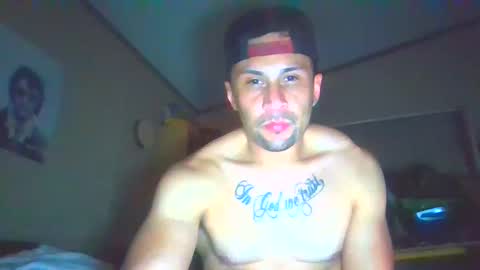 aroddriguezz2020 online show from March 9, 8:18 am