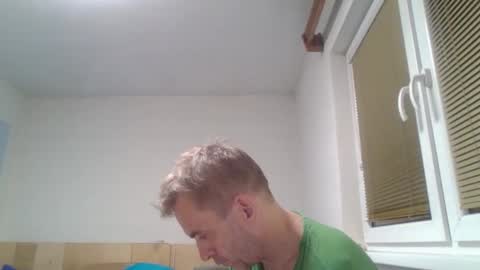 aromannn online show from December 5, 4:27 pm