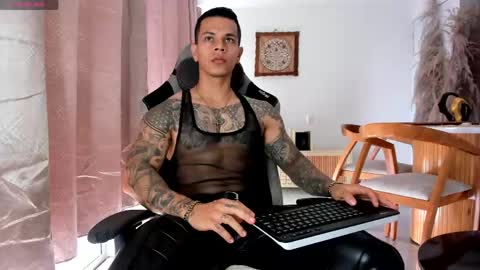 DarkMaster online show from April 19, 3:35 pm