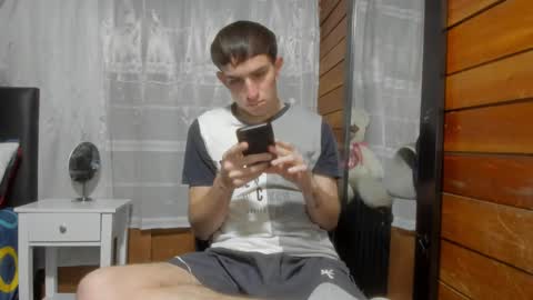 Snapshot of arongfranco chatting on February 17, 11:22 pm Aron G Franco online show from February 17, 11:22 pm