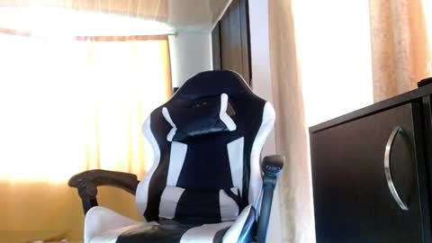 aronmiller online show from March 19, 2:44 pm