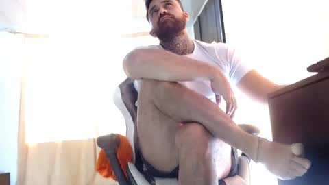 aronmiller online show from March 17, 6:13 pm