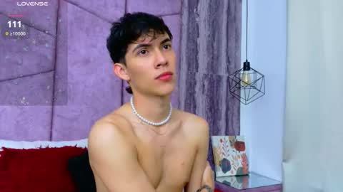 Arontawers online show from May 10, 8:48 pm