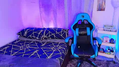 noah and ivy online show from September 15, 10:28 am