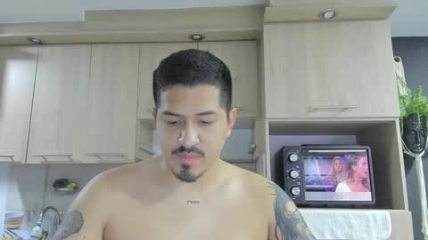 Snapshot of aronwilliams69 chatting on September 27, 3:04 am ARON Independent model online show from September 27, 3:04 am