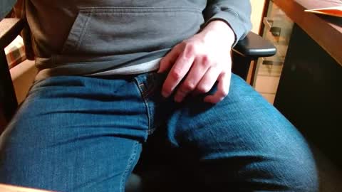 arrrr3 online show from January 2, 2:54 am