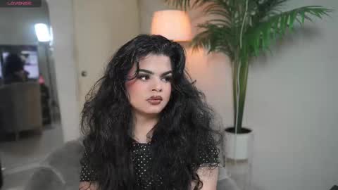 Chloe  online show from October 1, 11:25 pm