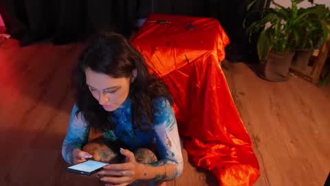 Snapshot of artegirlx chatting on September 20, 5:16 pm Maya online show from September 20, 5:16 pm