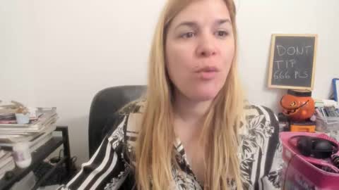 MIA online show from March 29, 1:57 pm