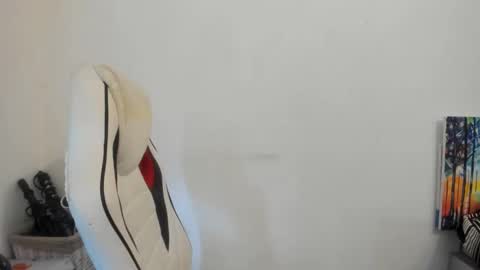 MIA online show from October 6, 1:40 pm