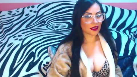 Ary online show from March 9, 11:53 pm