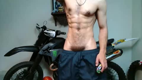 ash_wingrant online show from October 1, 9:02 pm