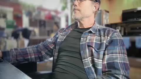 ashbyfulton online show from February 22, 7:14 pm