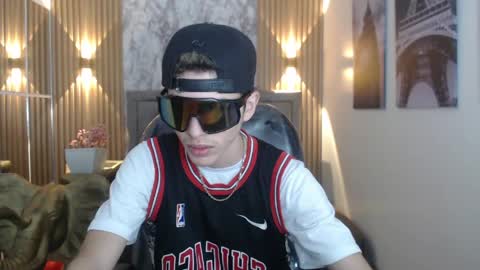 Asher Costa online show from April 18, 10:54 pm