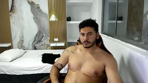 ashlan_king online show from May 15, 4:54 am