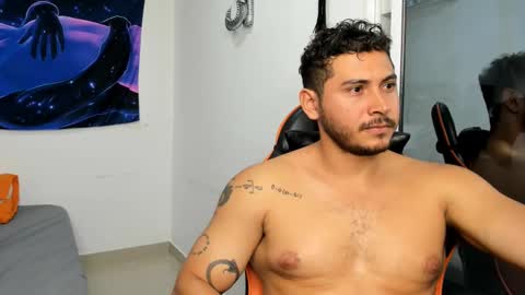 Snapshot of ashlan_king chatting on October 11, 2:00 pm ashlan_king online show from October 11, 2:00 pm