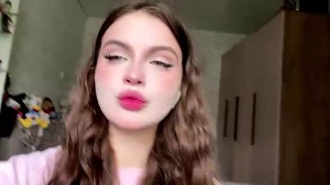 Eva online show from July 6, 8:33 am