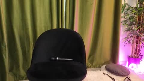 ashley_is_heree online show from January 16, 8:12 am