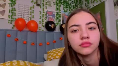 Snapshot of ashley_tempt chatting on October 23, 4:47 am Ashle online show from October 23, 4:47 am