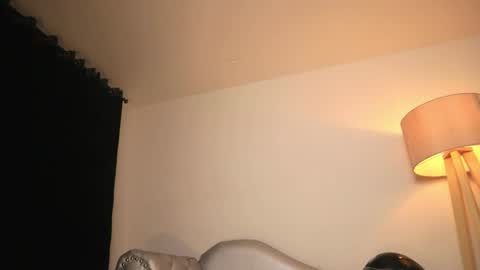 Ashley Lauren online show from February 3, 6:22 am