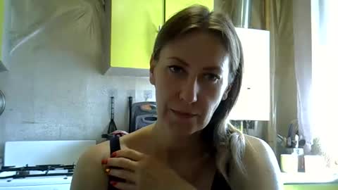 AshleyXHoney online show from June 8, 7:31 am