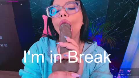 Snapshot of ashleyy18__ chatting on October 29, 10:21 pm Ashleyy18 online show from October 29, 10:21 pm