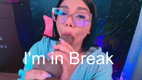 Snapshot of ashleyy18__ chatting on September 28, 1:47 am Ashleyy18 online show from September 28, 1:47 am