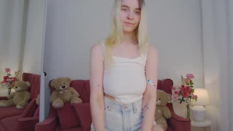 ashly_cherry online show from November 19, 11:20 am