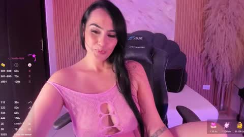 A S H L Y online show from October 23, 8:42 pm