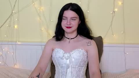 Kristine online show from November 17, 9:01 am