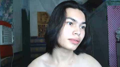 asian_babyboi online show from May 9, 2:01 pm
