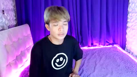 asian_blakefoster online show from June 7, 11:54 pm
