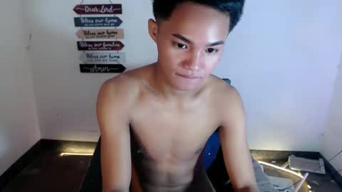 asian_lover05 online show from March 29, 5:47 pm