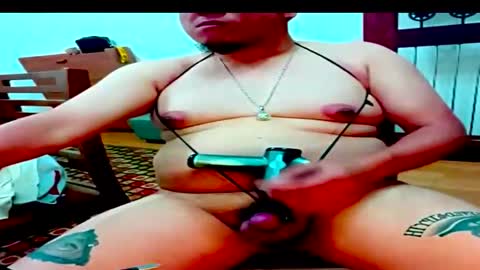 Asian chub Wayne online show from March 4, 6:27 pm