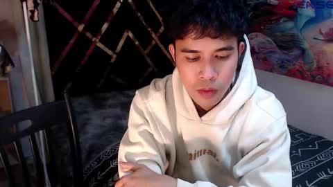 asiancum_peter online show from March 2, 7:15 am