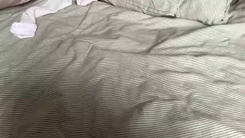 asiangirlandwhiteguy online show from September 14, 4:15 am