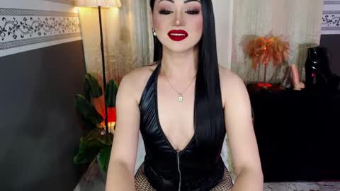 Ms. MONICA online show from April 23, 2:41 pm