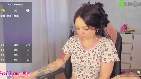 Asima online show from April 15, 11:46 am