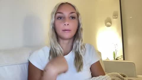 Aspen Aries online show from March 5, 12:49 am