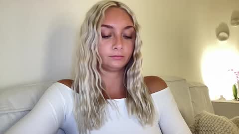 Aspen Aries online show from March 4, 4:17 am