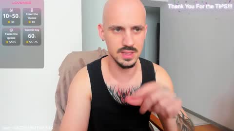 asshunter4k online show from September 19, 9:35 am