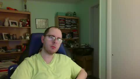 Andrew or Smiley Read the message in bold above the bio design for info on the situation. online show from June 26, 1:00 am