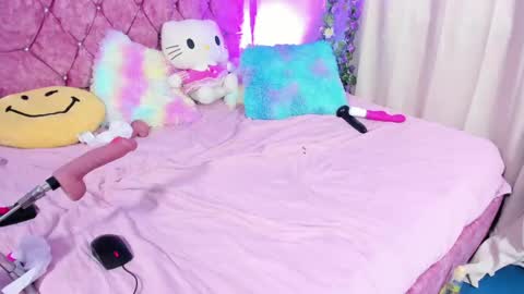 Kitty online show from May 5, 9:20 pm
