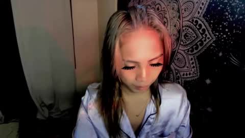 Astrid online show from April 23, 12:29 pm