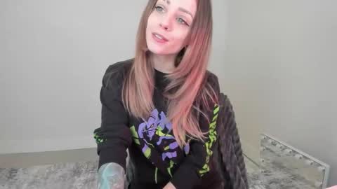 Astrid Luxe online show from March 16, 6:56 pm